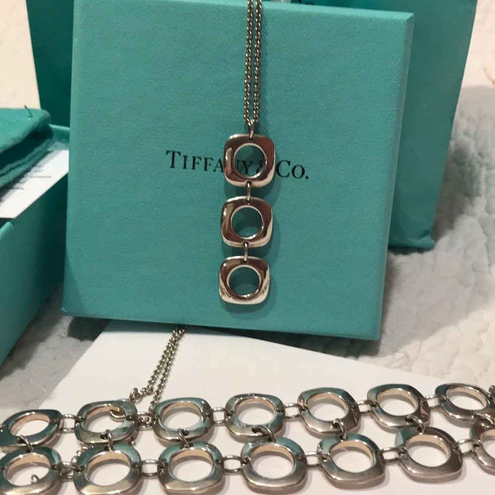 ❤️Tiffany & Co. Sterling Cushion Pendant❤️